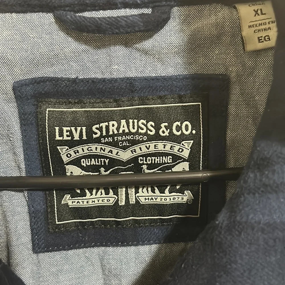 Jacket - Picture 3 of 3